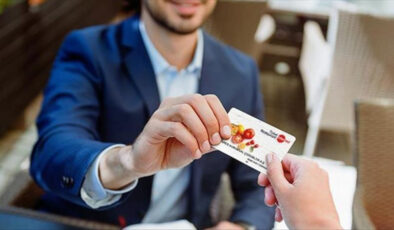 Danıştay, yemek kartı yardımlarının SGK prim muafiyetini tescilledi