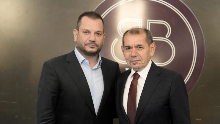 Dursun Özbek ve Ertuğrul Doğan dostluk yemeğinde bir ortada