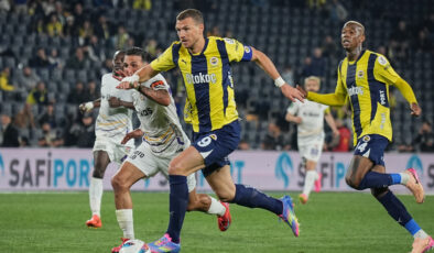 Edin Dzeko, bu dönem 21. defa ağları havalandırdı