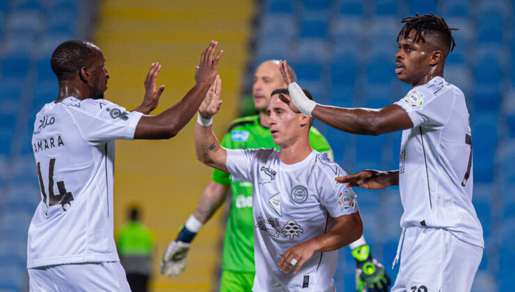 Fatih Terim’in grubu Al Shabab, Al Riyadh’ı yendi