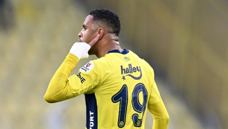 Fenerbahçe’de En-Nesyri’den reaksiyon çeken hareket