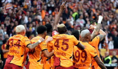 Galatasaray sadece 2 hafta önder olamadı