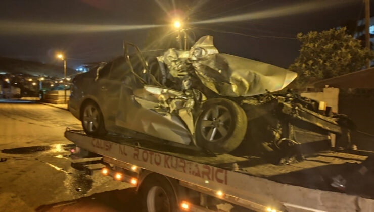 Hatay’da alkollü şoför kaza yaptı: 3’ü ağır 4 kişi yaralandı