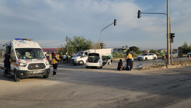 Hatay’da ‘kaza kavşağı’ olarak anılan yerde tekrar kaza: Vatandaşlar alt geçit istedi