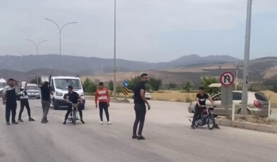 Hatay’da yolu kapatıp yarışan motosikletçilere 96 bin TL ceza