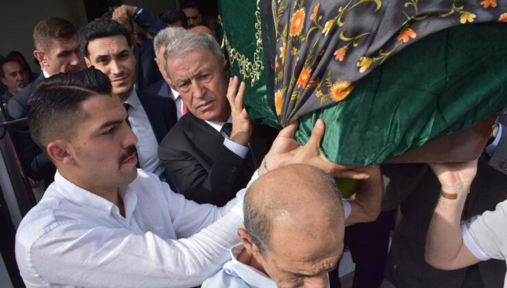 Hulusi Akar’ın acı günü: Kayınvalidesini kaybetti