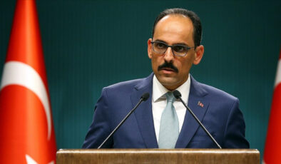 İbrahim Kalın: Türkiye Yüzyılı, milletimizin geleceğine istikamet verecek olan sizlerin omuzlarında yükselecek