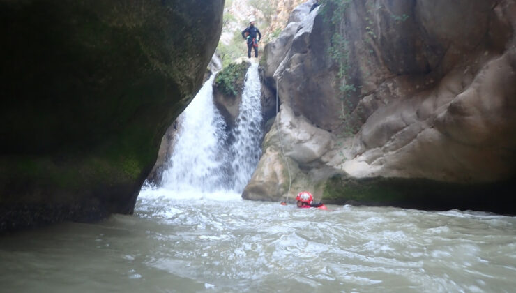 Isparta’da kanyonda suya düşen üniversite öğrencisi öldü