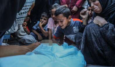 İsrail Gazze’de bebekleri katlediyor: 75 noktaya daha atak