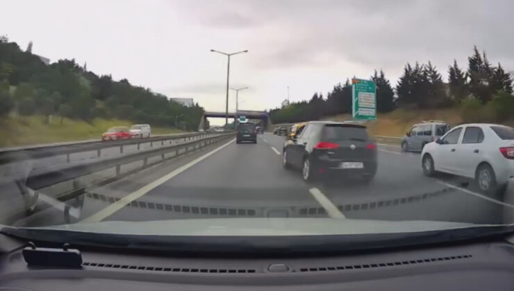 İstanbul’da makas atan arabanın yaptığı kaza kamerada