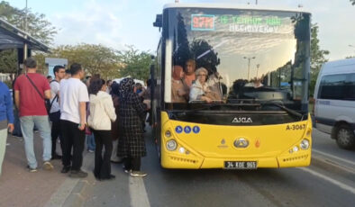İstanbul’da özel halk otobüsleri kontak kapattı