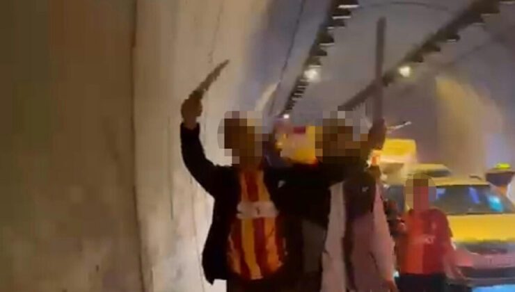 İzmir’de döner bıçağıyla şampiyonluk kutlamasına katıldılar