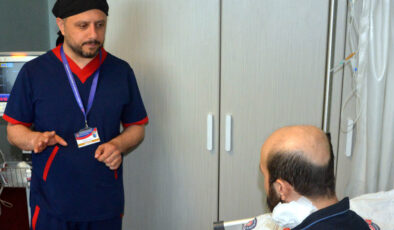 Kahramanmaraş’ta uyuşturucudan kalp kapağı çürüyen hasta, metal kapakla hayata tutundu