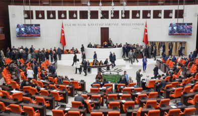 Kanun teklifi TBMM’de kabul edildi: Memurluğa 35 yaş hududu getirildi