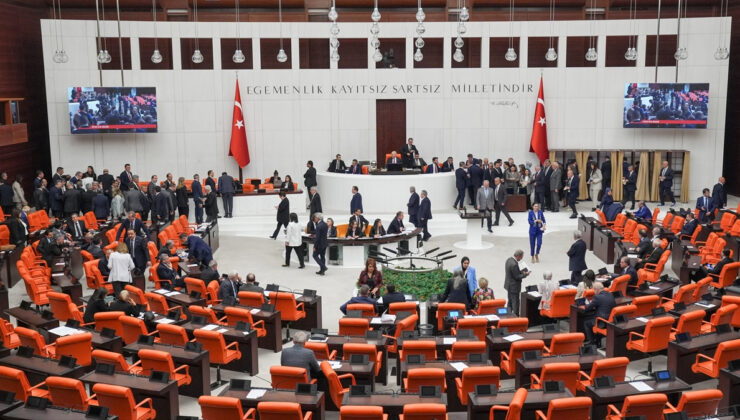 Kanun teklifi TBMM’de kabul edildi: Memurluğa 35 yaş hududu getirildi