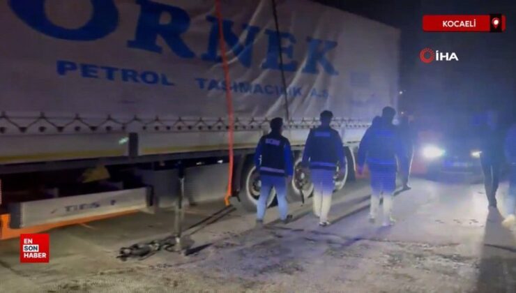 Kocaeli’de balyaların ortasından binlerce kaçak sigara çıktı