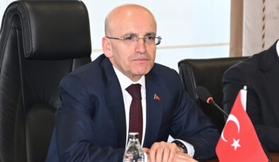 Mehmet Şimşek: PKK’nın kendini feshetmesi kredi notu açısından olumlu