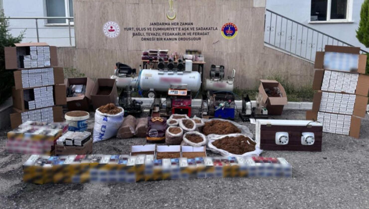 Mersin’de kaçak sigara üretilen meskene baskın
