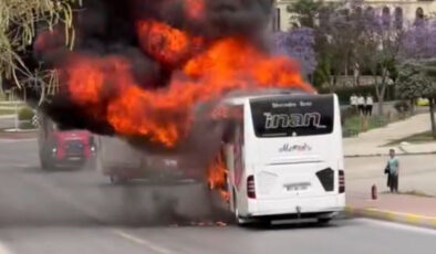 Mersin’de yolcu otobüsü alev alev yandı