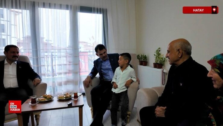 Murat Kurum depremzede aileye konuk oldu