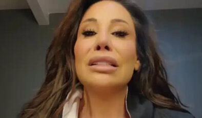 Müzikçi Linet, protesto edilmesinin akabinde ağlayarak yardım istedi