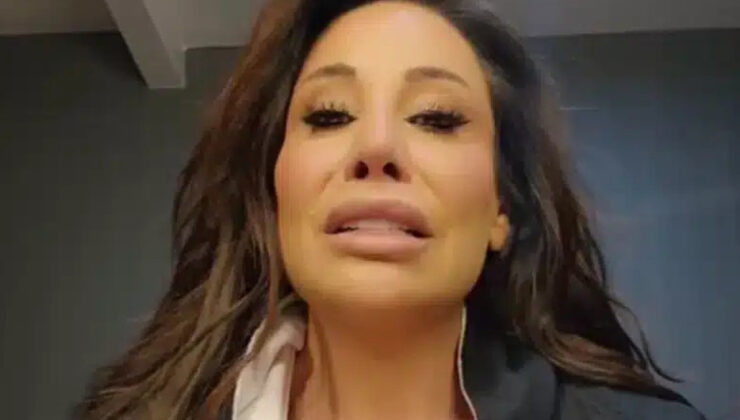 Müzikçi Linet, protesto edilmesinin akabinde ağlayarak yardım istedi