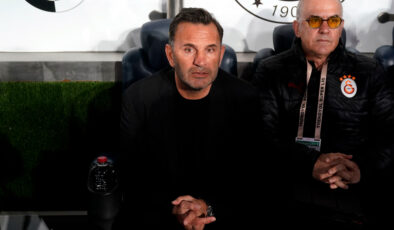 Okan Buruk’tan futbolculara ‘çifte kupa’ uyarısı