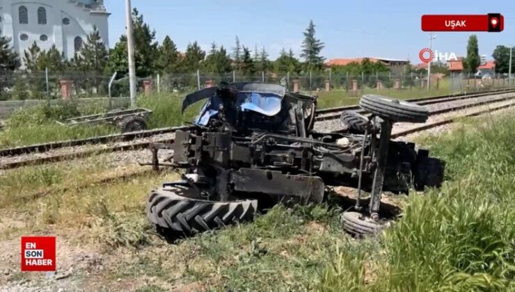Uşak’ta hemzemin geçitte traktör ile tren çarpıştı