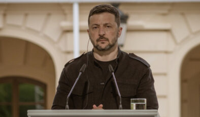 Vladimir Zelensky: Ateşkes için birinci adımların atılmasını istiyoruz