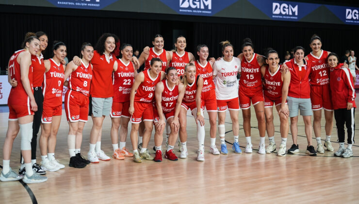 A Ulusal Bayan Basketbol Grubu, Almanya’ya gitti