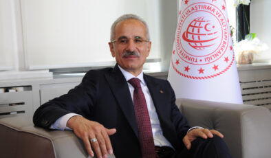 Abdulkadir Uraloğlu: Elektrikli araç şarj istasyonu sayısı 11 bin 500’e yükseldi