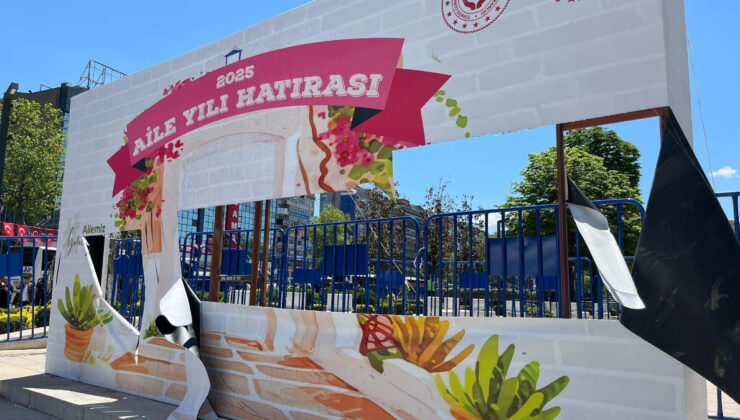 Aile ve Sosyal Hizmetler Bakanlığı ‘Aile Yılı’ panosuna ziyan veren gençlerle görüştü