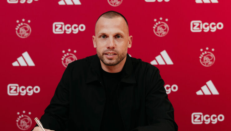 Ajax’ın yeni teknik yöneticisi John Heitinga oldu