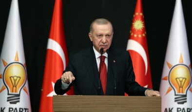 AK Parti’de yeni anayasa için görevlendirilen isimler aşikâr oldu