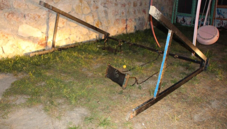 Amasya’da salıncaktan düşen 4 yaşındaki çocuk can verdi