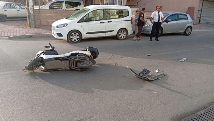 Antalya’da işe giden bayana çarpıp kaçtı: Plakası ve tamponu olay yerinde kaldı