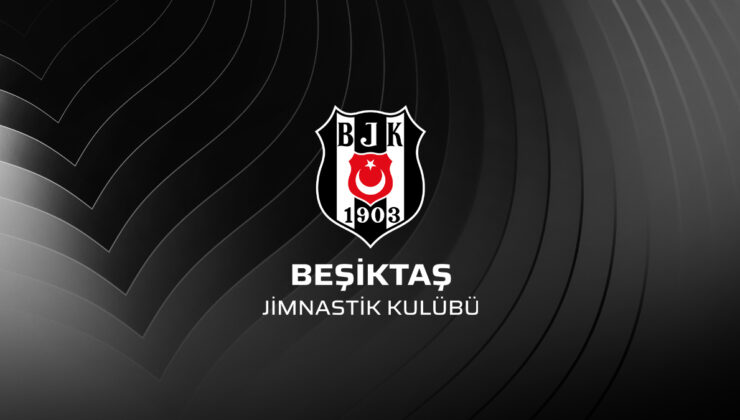 Beşiktaş, 4 futbolcusuyla profesyonel mukavele imzaladı
