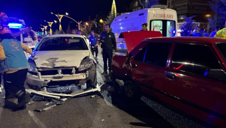 Bingöl’de zincirleme kazada 6 kişi yaralandı