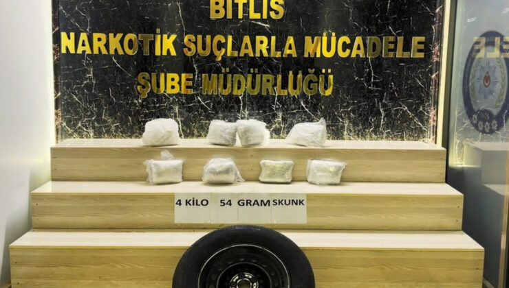 Bitlis’te arabanın yedek lastiği içinde 4 kilo uyuşturucu ele geçirildi