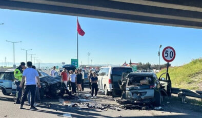 Bolu’da 4 arabalı kaza: 1 meyyit 6 yaralı