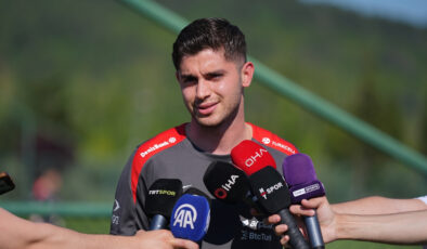 Burak İnce: Her genç oyuncu, A Ulusal Ekip formasını giymeyi amaçlar