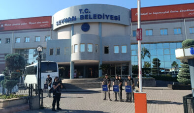 CHP’li Seyhan ve Ceyhan Belediye Liderleri gözaltına alındı