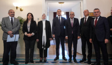 DEM Parti heyeti yarın AK Parti ile görüşecek