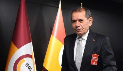 Dursun Özbek: Heykelimin dikilmesi üzere bir arzum yok