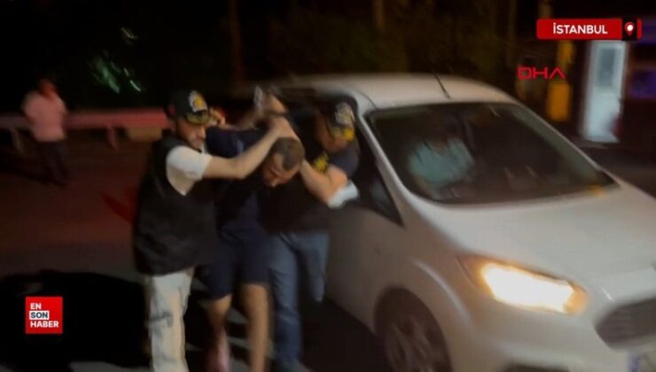 Fatih’te bıçakladığı kişinin başında bekleyip cep telefonunu çaldı