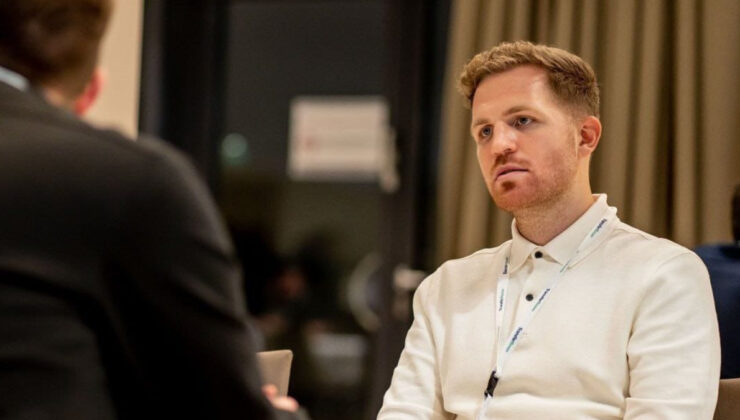 Fenerbahçe’nin yeni sportif yöneticisi Devin Özek oldu