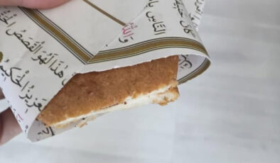 Gaziantep’te kantinci Kur’an-ı Kerim sayfalarını tost kağıdı yaptı