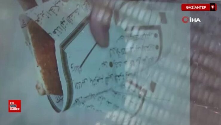 Gaziantep’te kantinci Kur’an-ı Kerim sayfalarını tost kağıdı yaptı