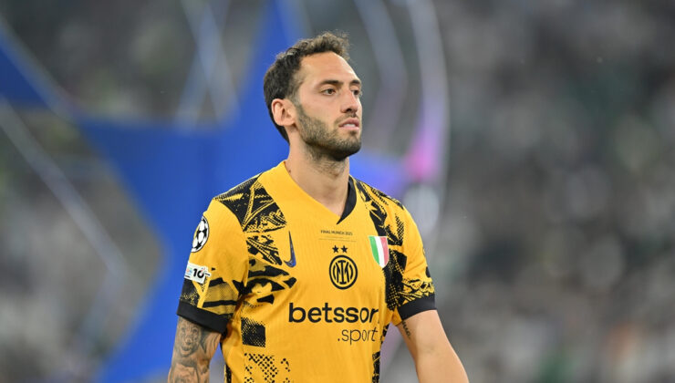 Hakan Çalhanoğlu, tarihe geçti