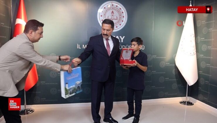 Hatay’da bursluluk imtihanında 500 tam puan alan 16 öğrenci ödüllendirildi